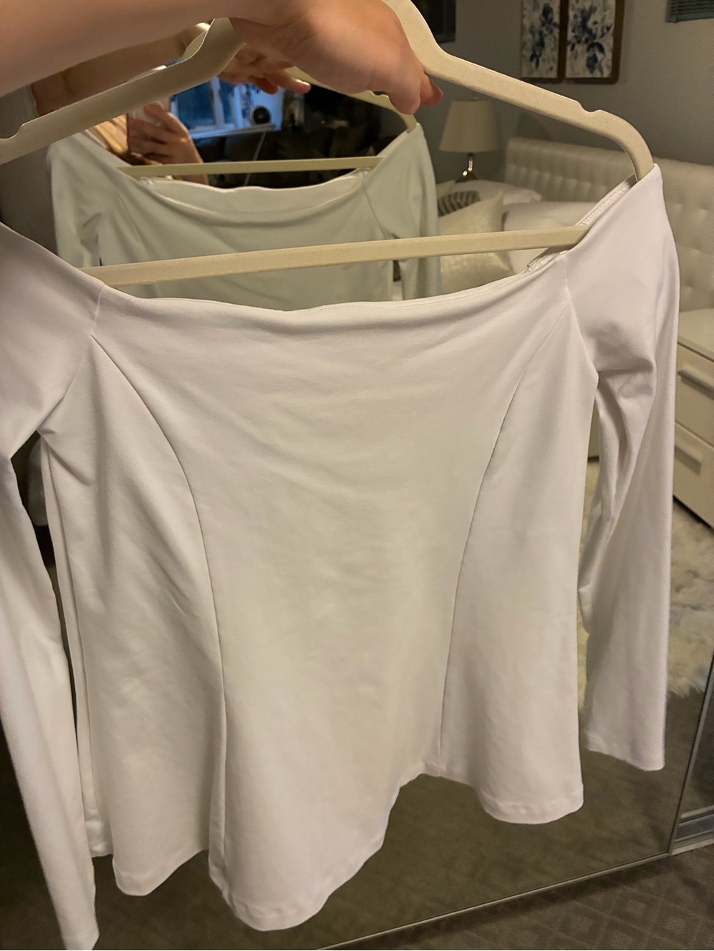 Susana Monaco White Off-the-Shoulder Long Sleeve Blouse